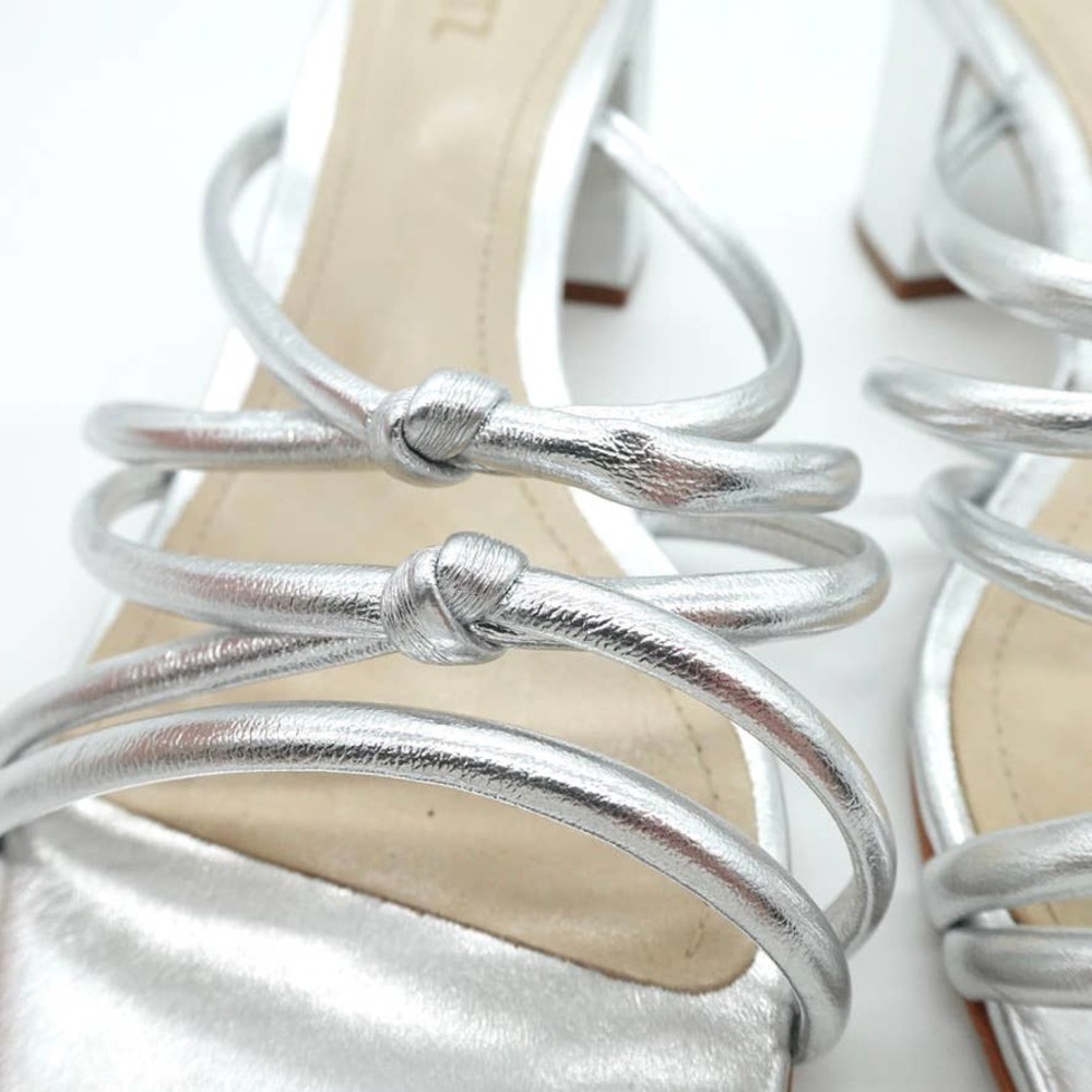 SCHUTZ Princey Strappy Sandal Womens 8 Silver Knotted Block Heel Slide Slip On - Picture 9 of 12